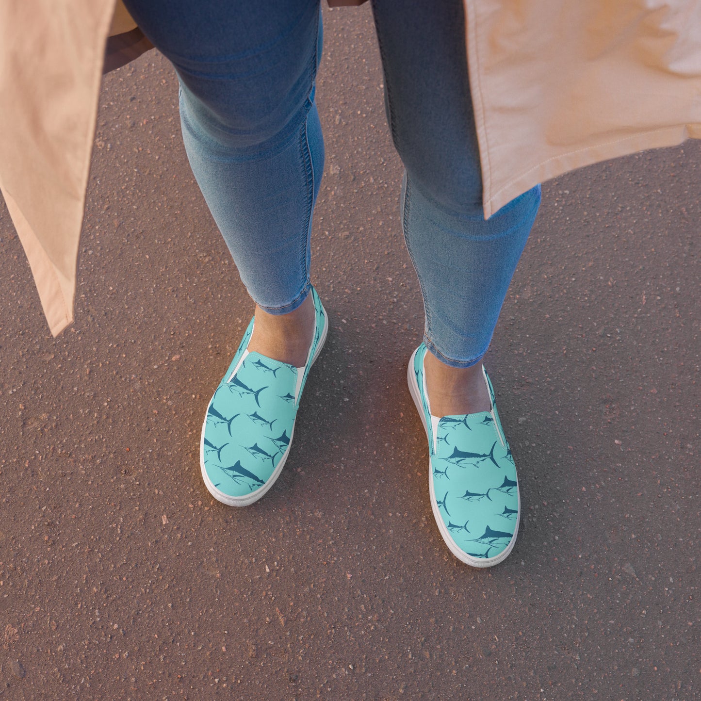 Marlin Women’s slip-on canvas shoes(Bright Teal)