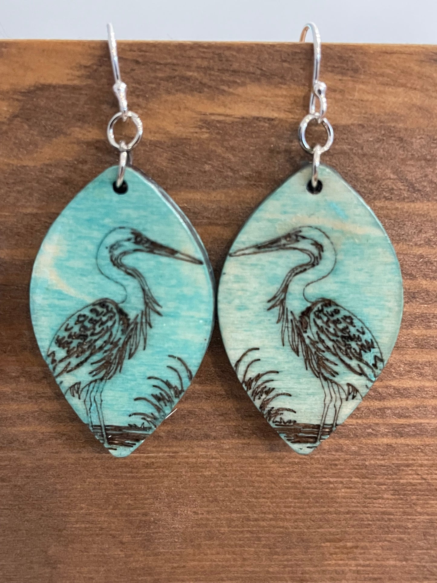 Heron wood earrings(small)