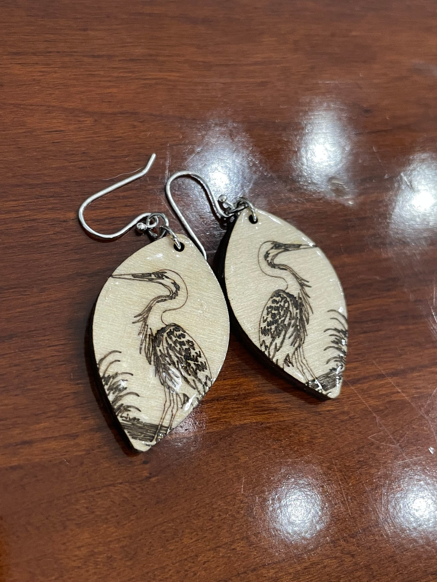 Heron wood earrings(small)