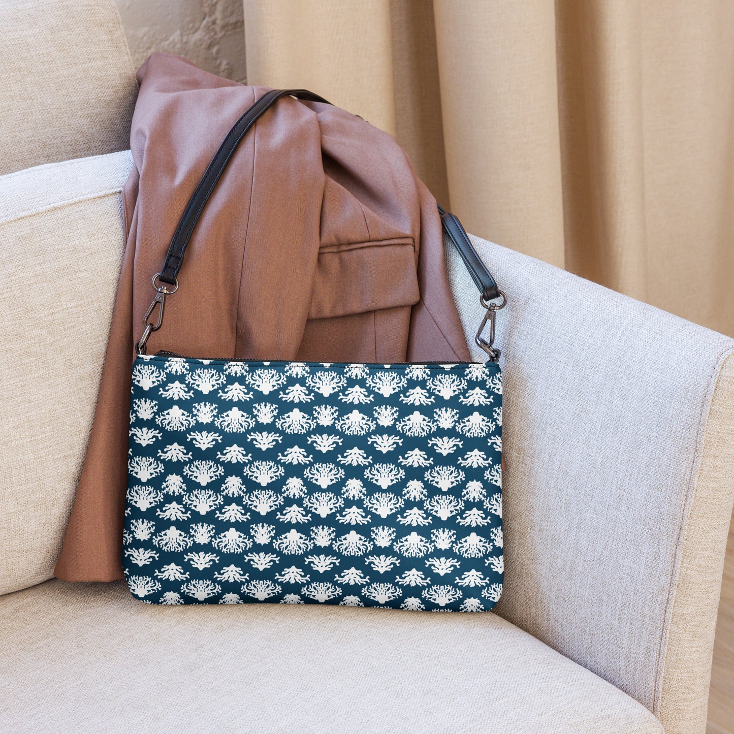 Coral Grand Blues Crossbody bag