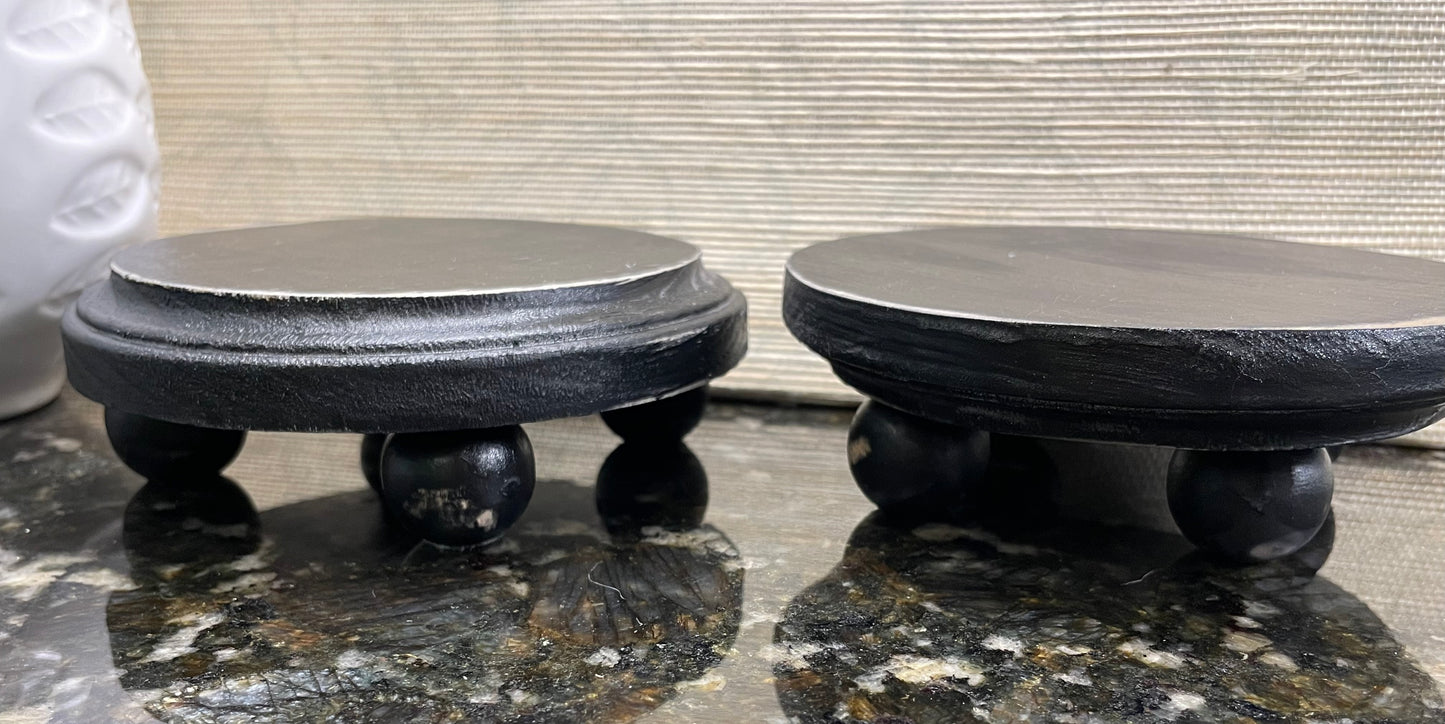 Black Pair of Small Round Pedestal Stands with Round Legs