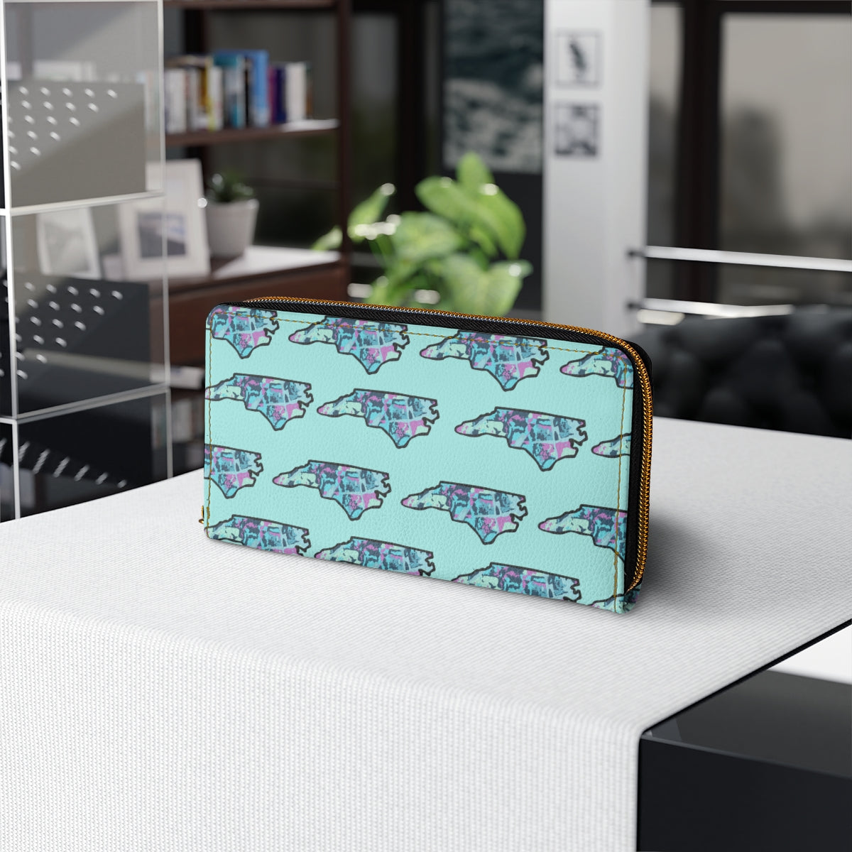 North Carolina Zipper Wallet
